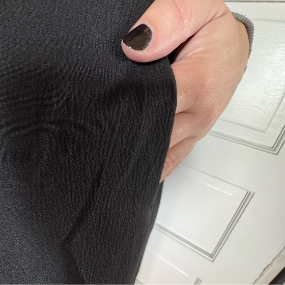 Chic Black Sleeveless Wide-Leg Jumpsuit – Size M - Picture 5 of 9